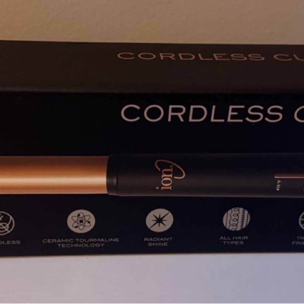 Cordless Curling Wand by – Black and Rose Gold